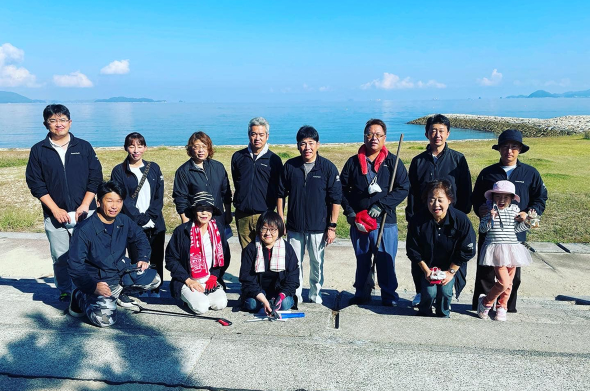 ライオンズクラブメンバーの集合写真